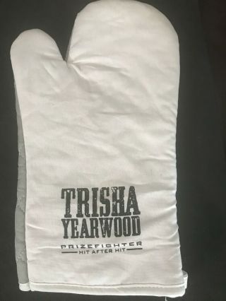 Trisha Yearwood Oven Mitt Branded With Her Prizefighter Album Logo -