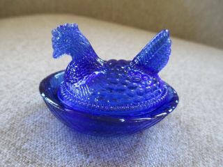 Cobalt Blue Glass Miniature Hen On Nest Trinket Box Vintage Made In Taiwan