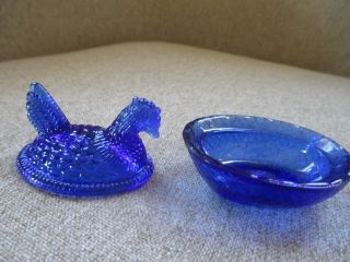 Cobalt Blue Glass Miniature Hen on Nest Trinket Box Vintage Made in Taiwan 5
