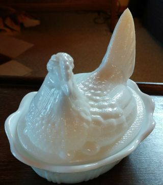 Fenton Glass,  Hen On Nest,  Milk Glass,  5 1/2 