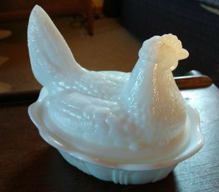 Fenton Glass,  Hen On Nest,  Milk Glass,  5 1/2 