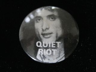 Quiet Riot - Kevin Dubrow - Rock - Pin Badge Button - 80 