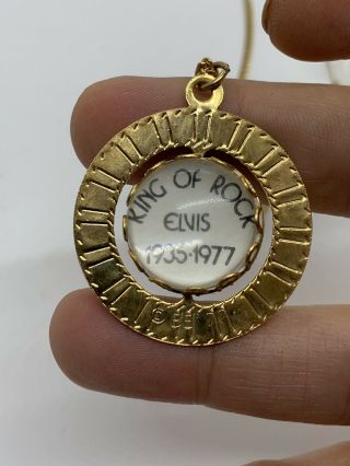 Vintage ELVIS PRESLEY Spinning Photo Pendant Necklace King Of Rock 1935 - 1977 2