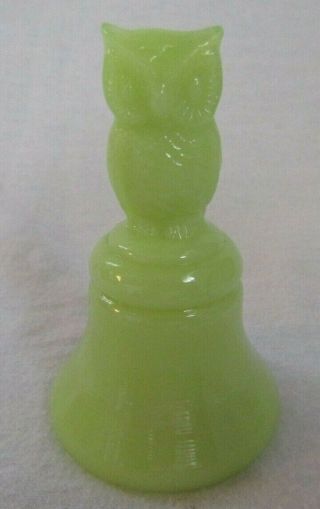 Boyd Glass Owl Bell " Pippin Green " No Lines First 5 Years Uranium Glows