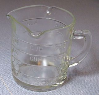 Vintage Clear Glass Measuring Cup With 3 Pouring Spouts In One Cup Size