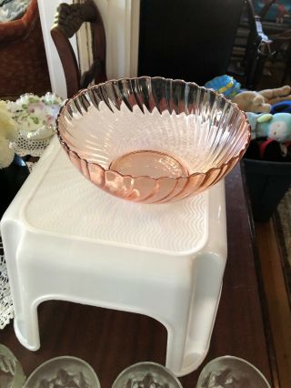 Arcoroc France Rosaline Pink Glass Swirl Large 9 " Serving / Berry Bowl