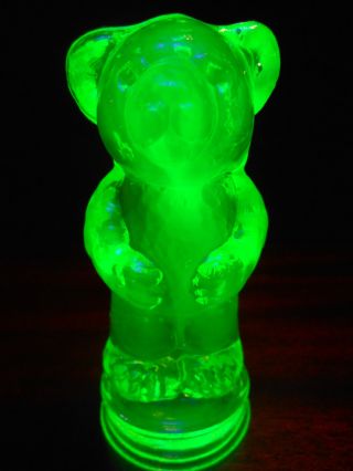 Neon Green Vaseline Glass Andy Bear Paperweight Uranium Yellow Animal Teddy Glow