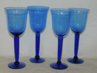 Set Of 4 Cobalt Blue Tall Wine Glasses Very Pretty