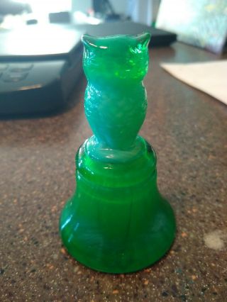 Vintage Boyd Green Glass Owl Bell Figural Black light uranium glow fantastic 2