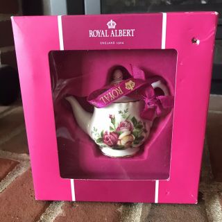 Royal Albert Christmas Ornament Old Country Roses Porcelain Mailbox Teapot
