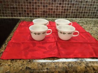 4 Vintage Pyrex Glass Christmas Holly Berries 8 Oz Cups