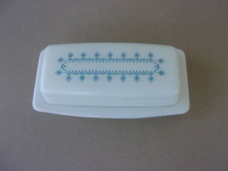 Vintage Blue Snowflake Garland Pyrex Butter Dish Usa Milk Glass Covered