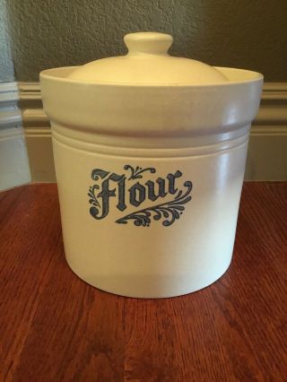 Pfaltzgraff Yorktowne Stoneware Flour Canister With Lid Jar Made In Usa