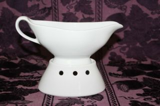Pillivuyt French Porcelain White Gravy Boat With Warming Base Stand