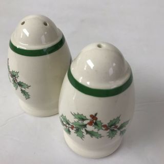 spode christmas tree salt and pepper Shakers Holly Branch Christmas Ceramic 3