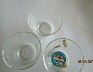 3 Vtg Glass Pyrex 5oz.  Custard Cups Scalloped Edge 3 Rings 462.  1 W/lable.