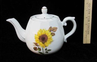 Ellgreave Wood & Sons Teapot Sunflower Yellow White Ironstone England Vintage
