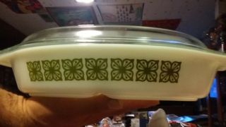 Vintage Pyrex White/green Butterflies 1 1/2 Qt Dd Oval Casserole Dish