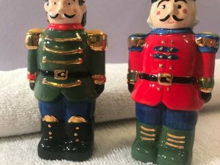 Spode Christmas tree set of salt and pepper shakers Nutcracker soldiers CH2813 3