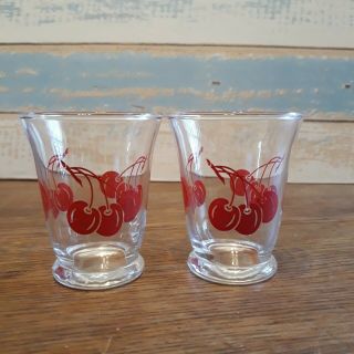 Vintage 50s Fruit Clear Juice Glasses With Red Cherries Retro Farmhouse Decor