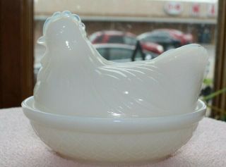 Vintage White Milk Glass Hen On Nest Candy Dish 4 "
