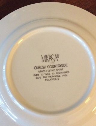 2 Mikasa English Countryside FESTIVE SPIRIT Salad Plates 8 1/4 