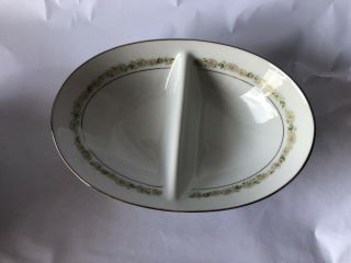 Noritake Trilby 6908 Divided Oval Vegetable Bowl 10 1/4” Daisies Platinum