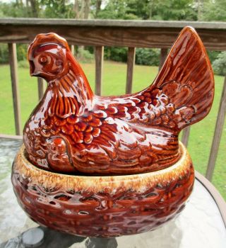 Hull Brown Drip Glaze Chicken Hen On Nest With Chicks Covered Dish Casserole