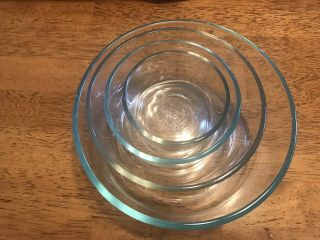 Pyrex Set Of 4 Clear Glass Straight Sided Nesting Mixing Bowls 1 C.  To 1.  75 Qt