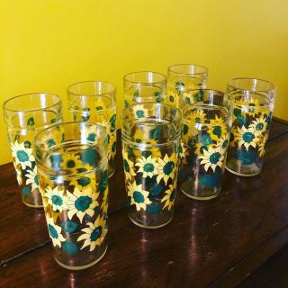 Set Of 8 Vintage Jelly Jar Glasses With Pretty Sunflowers
