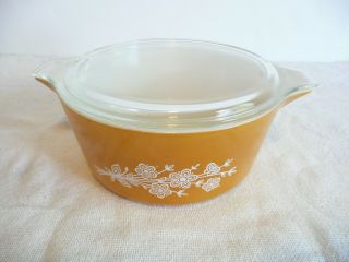 Vintage Pyrex 475 - B Butterfly Gold Round Casserole Dish 2.  5 L With Glass Lid