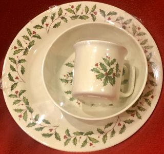 Lenox - Holiday - Melamine - 3 Piece Child Set - Dinner Plate,  Bowl,  And Mug