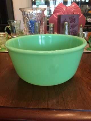 Large 9” Heavy Vintage Jadeite Green Glass Mixer Mixing Bowl Unmarked