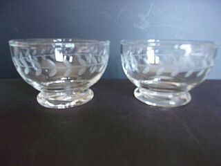 Set Of 2 Vintage Anchor Hocking Clear Glass Etched Laurel Leaf Dessert Bowls