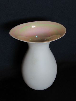 Exceptional Studio Art Pottery Opalescent Porcelain Vase Signed Kathleen Ryall 5
