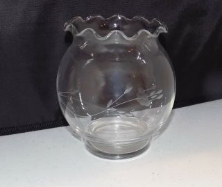 Princess House " Heritage " Clear Glass Crimped Footed Vase With Etched Flower