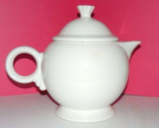 White Fiesta Teapot Fiestaware Homer Laughlin 44 Ounce 1st
