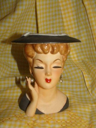 Vintage Lee Wards Exclusive 4 3/4 " Lady Head Vase W/ Necklace Earrings