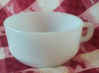 Vintage Anchor Hocking White Milk Glass Soup Mug Bowl 5 Inch