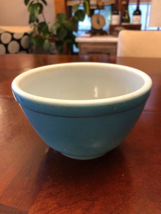 Vintage Pyrex Blue Small Nesting Mixing Bowl 1 - 1/2 Pint