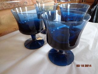 Indigo Blue Wine Glasses Set 4 Measuring 4 - 1/4 " H X 3 - 1/2 " D Hurry