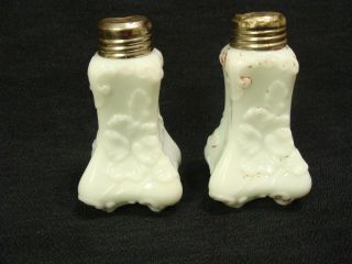 Eapg Opaque White Tall Pansy Shakers