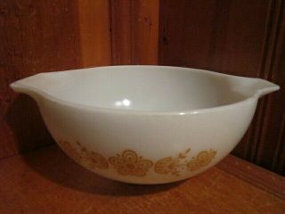 Vintage Pyrex Glass Butterfly Gold 2 1/2qt White Cinderella 443 Mixing Bowl