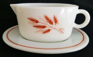 Vintage Pyrex Wheat Harvest Thanksgiving Gravy Boat And Dish