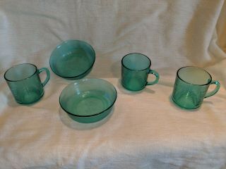 Vintage Arcoroc France Jardinere Teal Green Glass Set Of 3 Mugs And 2 Bowls