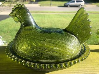 Indiana Glass 7 " Hen On Nest - Lime Green Carnival 7643