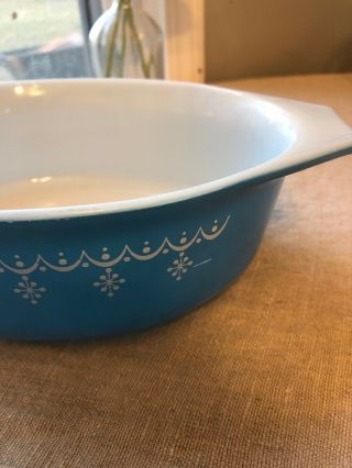 Vintage Pyrex Snowflake Blue Garland 043 1.  5 QT Casserole Dish 11 3