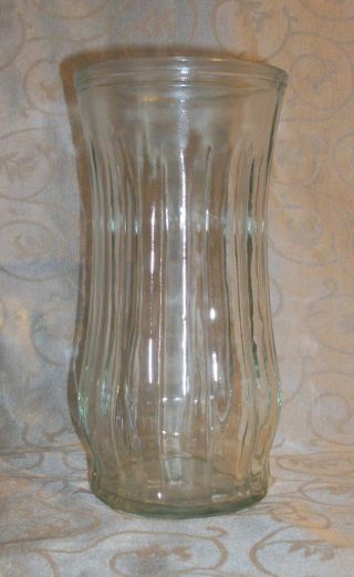 Gorgeous Vintage 9.  25 " Vase