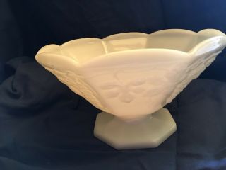Anchor Hocking.  White Milk Glass Fruit /compote Bowl.  Grapes And Leaves.