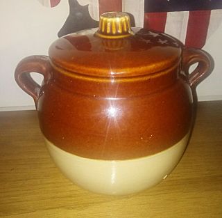 Vintage 1940s Two Tone 2 Handle Glazed Stoneware Bean Pot Crock W/ Unique Lid